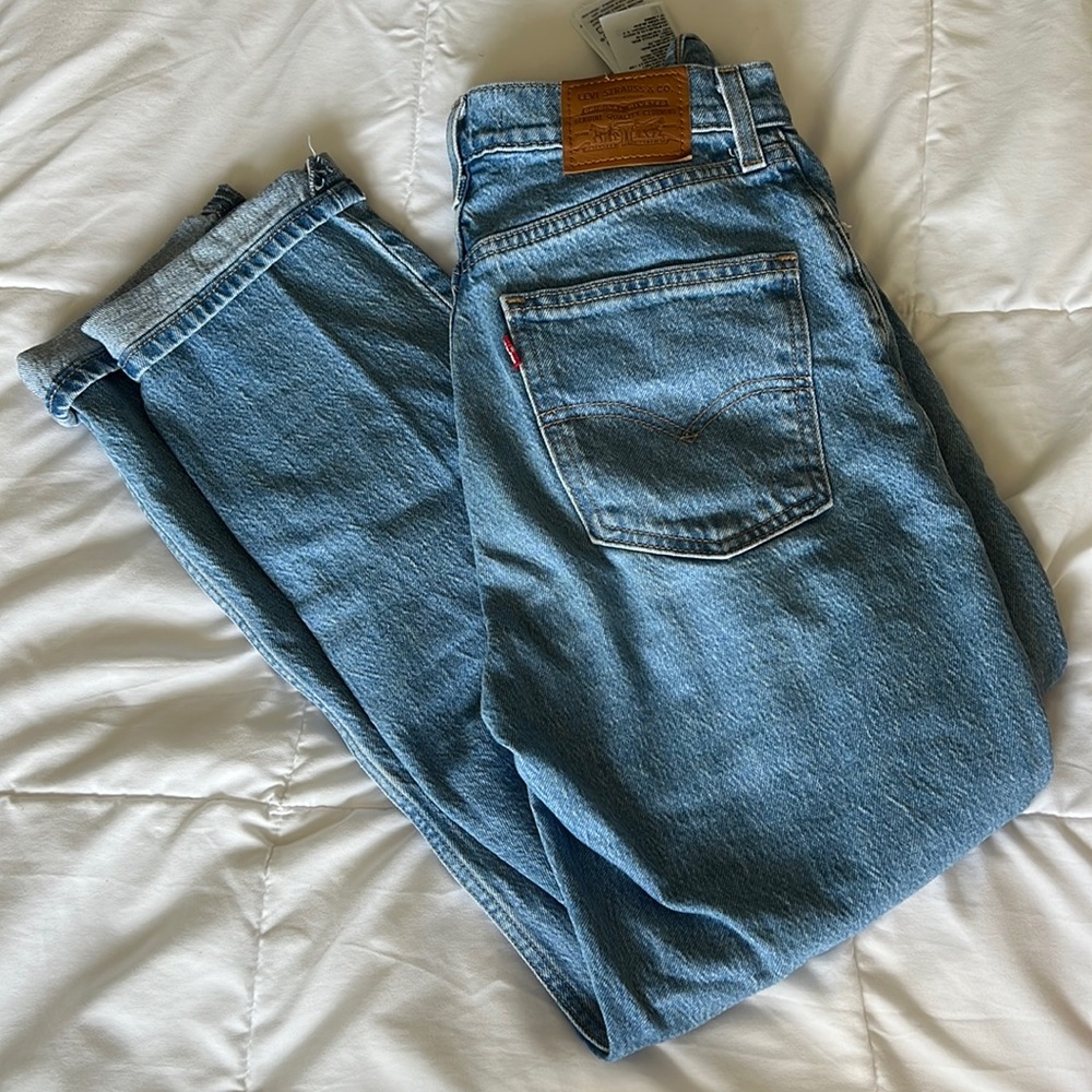Levi high waisted straight leg jeans